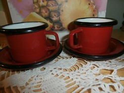 Zománcozott piros-fekete kávés csészék
