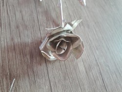 Csodálatos ezüst rózsa 1Ft
