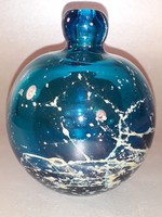 Mdina jelzett üveg váza tengerhullám mintával