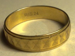 Nagyon szép mintázatú régi arany karika gyűrű