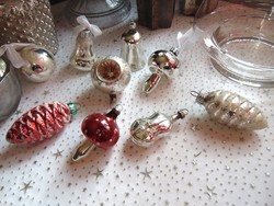 Antik üveg karácsonyfadísz hegedű, gomba, harang, toboz 