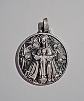 Szűz Mária és a kis Jézus ezüst medál