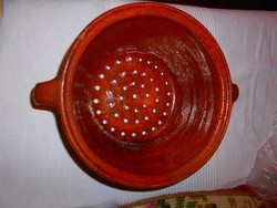 Csíkmákszűrő-antik  népi keménycserép, füles szűrő edény, tál-