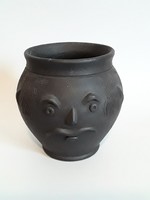 Korondi,fekete,arcot formázó kerámia váza,legényváza