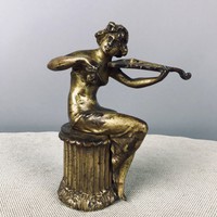Hegedűs réz szobor