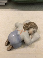 Zsolnay porcelán Sinkó párnán fekvő gyermek-ritka figura!
