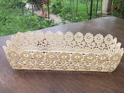 Új dekoratív Kézzel horgolt tálca-virágkaspó  27x12x6 cm