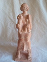 Szignózott ,képcsarnokos,Horváth (Anya gyermekével Terrakotta  figura