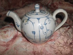 Antik porcelán szalmavirágos kávéskanna.