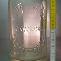 "Kunz Tivadar Szikvízgyára Pesterzsébet" szódásüveg (631)