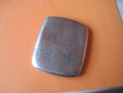 Ezüstözött  cigaretta tartó ,  az 1910 es évekből  , szecessziós mintával