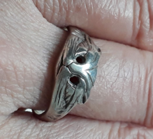 Cicafejes ezüst gyűrű