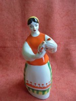 Orosz porcelán népviseletes női figura kulaccsal