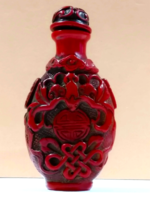 Kínai kézzel faragott vörös korall tubák tartó palack