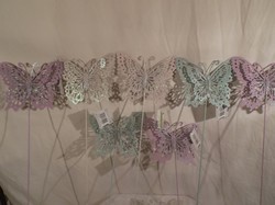 Fém - csillámos  pillangó - kerti dísz - leszúrható - nagy - 4 szárny - 17 x 13 cm - pálca 60 cm