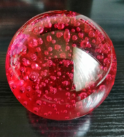 Rubinvörös buborékos üveg levélnehezék