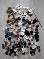 Antique old button buttons from the 1930s
