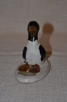 S. Kepes Ágnes pingvin figura  ( DBZ 0070 )