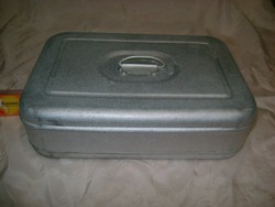 Retro alumínium ételes doboz