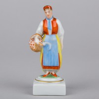 Antik Herendi miniatűr parasztasszony figura
