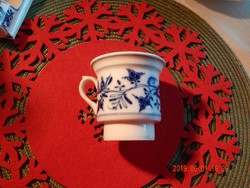 Ritkaság: Meisseni tea szűrős csésze (?)