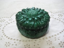 Calcedon   , bonbonier    zöldben  , átm 10 cm
