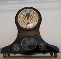 Fekete, antik asztali óra