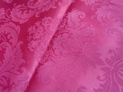 Elegant new burgundy pillowcase. 40 X 37 cm.