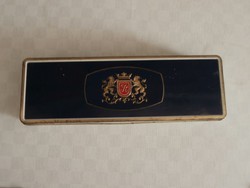Rothmans cigarettás doboz