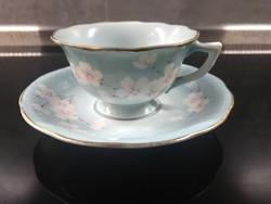Bakos Éva herendi porcelánfestő cseresznyevirágos kávéscsészéi