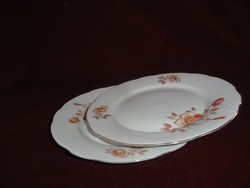 MZ Csehszlovák porcelán lapostányér, hófehér alapon barna rózsával. Vanneki!