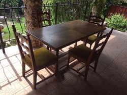 Koloniál étkező asztal 4 db székkel