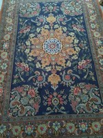 Isfahan virág és boteh mintás antik szőnyeg