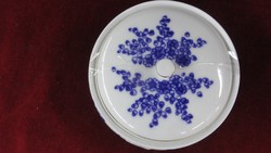 Hollóházi porcelán bonbonier kobalt kék mintával. Átmérője 14,5 cm. Vanneki!
