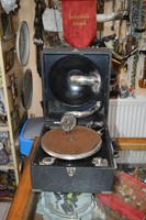 Régi működő táska gramofon