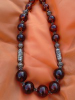 Orosz préselt borostyán? nyaklánc tibeti ezüst szerelékkel  201 gramm  1005 ct  59 cm