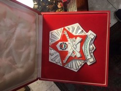 BM emlék plakett porcelánból, hibátlan állapotban..