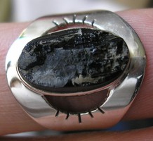 925 ezüst gyűrű, 17,9/56,2 mm fekete turmalinnal
