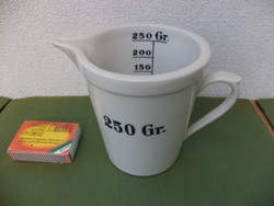 Zsolnay porcelán mérő pohár 250