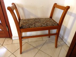 Kárpitozott ülőke  antik szék 