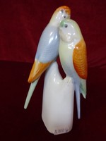 Hollóházi porcelán papagáj pár,  szép színekkel, magassága.17,5 cm, vitrin minőség.