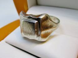 Különleges antik ezüst pecsétgyűrű