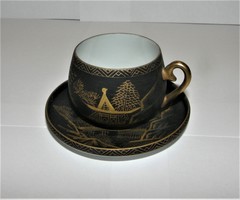 Japán fekete - arany kávés csésze aljával  Kutani tojáshéj porcelán 