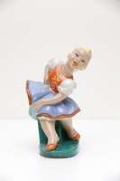 Hops ceramic statue bookend large size 30 cm