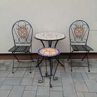 Kerti mozaik  asztal  2 db székkel 