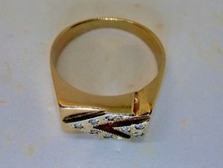 Szépséges régi  arany gyűrű kövekkel 5,91g Akció!!