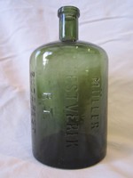Zöld Müller testvérek tintás dombornyomott üveg palack