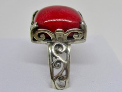 Szépséges régi vörös korall ezüst gyűrű