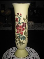 Zsolnay  kézi festésű váza  , plasztikus mintával    , 28 cm