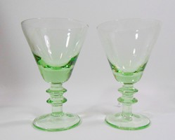 Zöld, talpas likőrös pohár párban